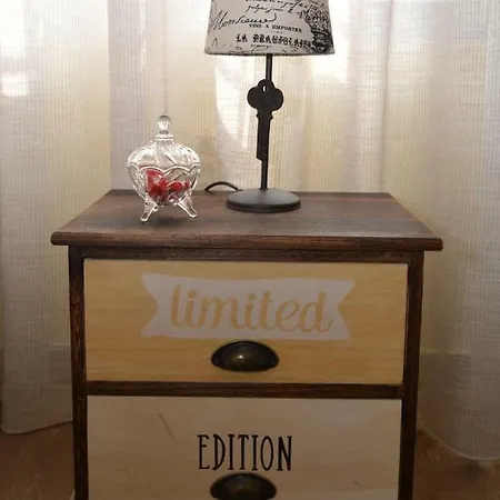 John And Tania's Garden * Prínos