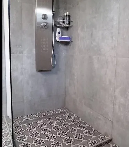 John And Tania's Garden *