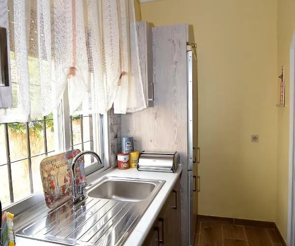 John And Tania's Garden 度假居 *