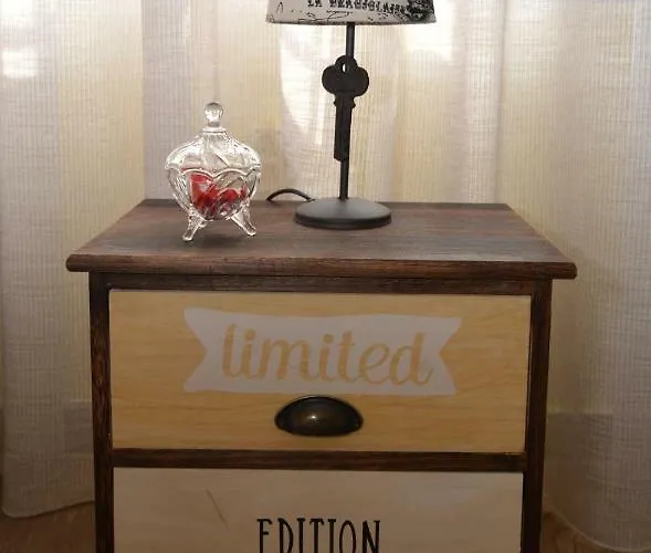 John And Tania's Garden * Prínos