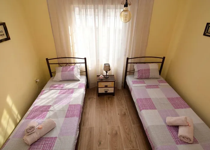 John And Tania's Garden *